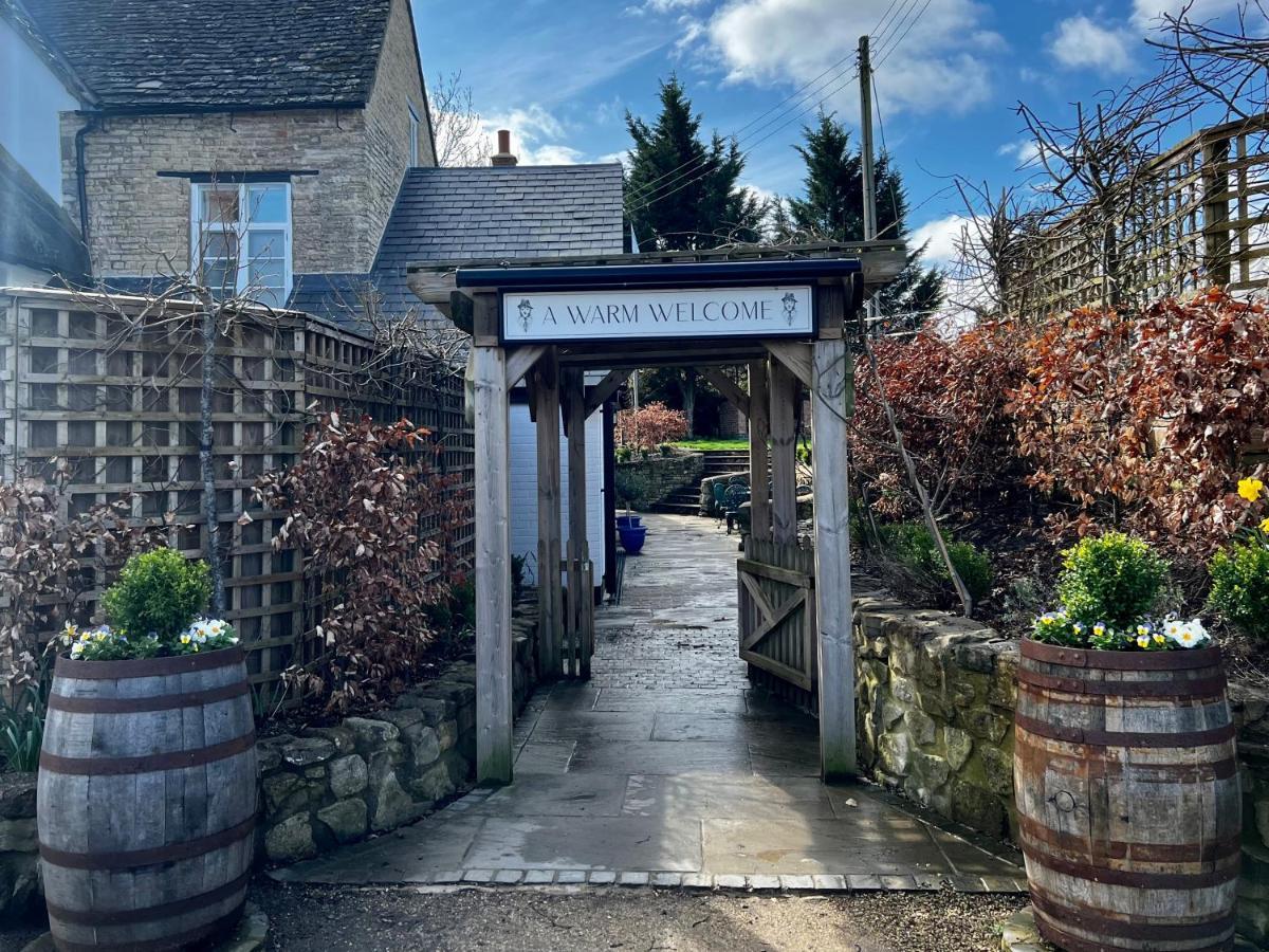 The Lion, Tredington Hotel Shipston-on-Stour Buitenkant foto