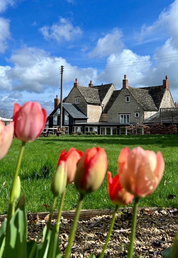 The Lion, Tredington Hotel Shipston-on-Stour Buitenkant foto